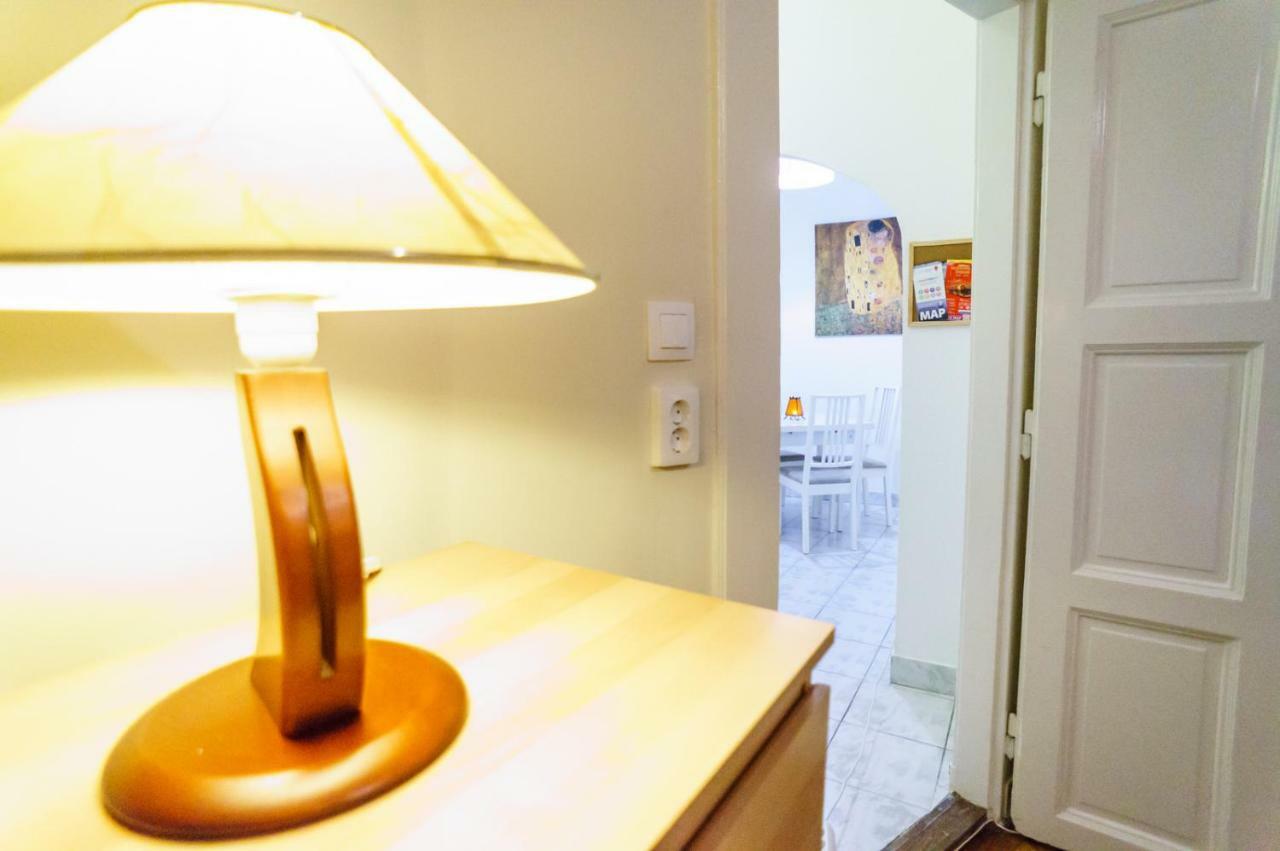 Budapest Kingdom Apartment Central & Car Parking On-Site & Aircon & Quiet & Family Friendly Ngoại thất bức ảnh