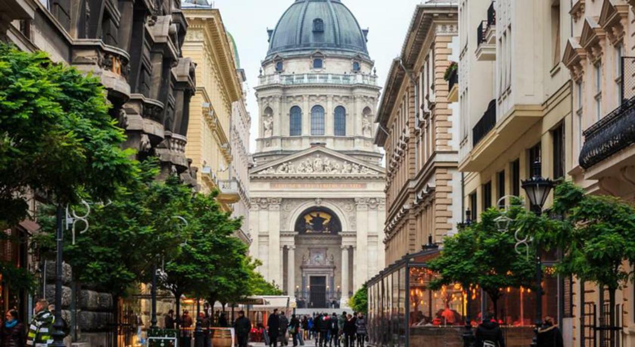 Budapest Kingdom Apartment Central & Car Parking On-Site & Aircon & Quiet & Family Friendly Ngoại thất bức ảnh